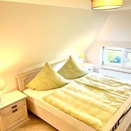 Zur Alten Boddenfischerei Ferienwohnung Heidezauber Neuendorf Heide Exterior photo