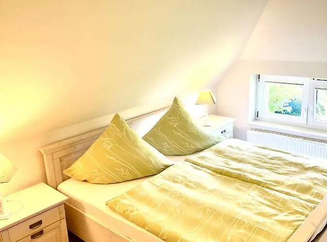Zur Alten Boddenfischerei Ferienwohnung Heidezauber